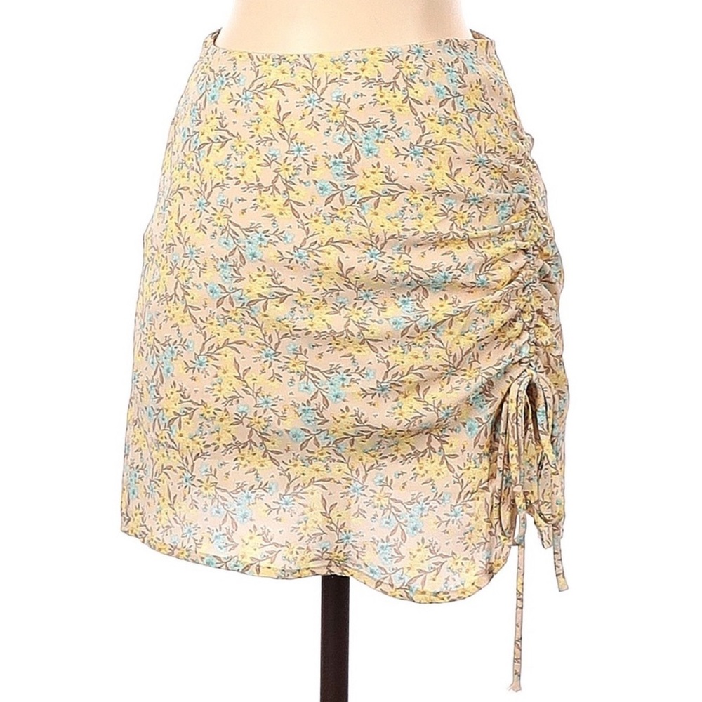 PacSun LA Hearts yellow and blue floral skirt medium